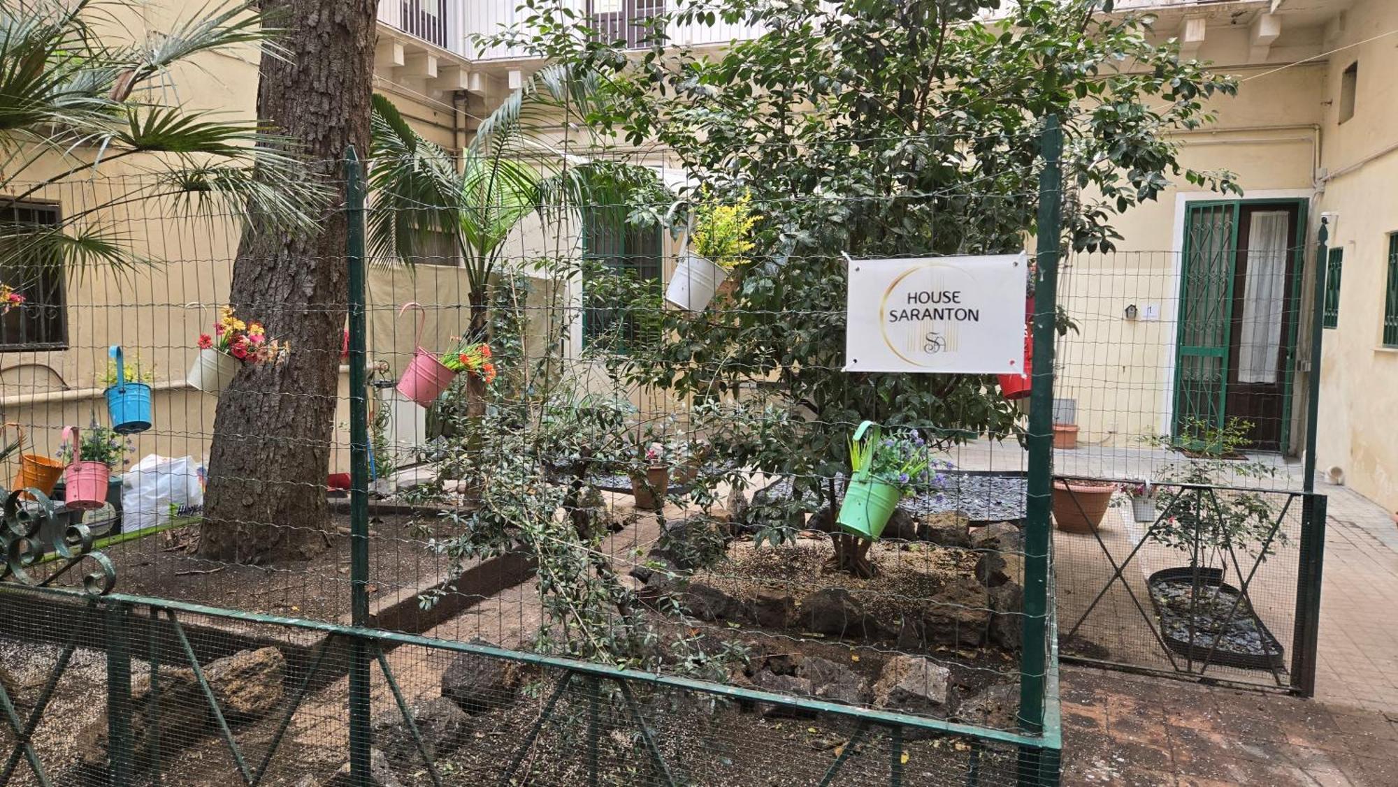 Hotel Saranton House Catania Exterior foto